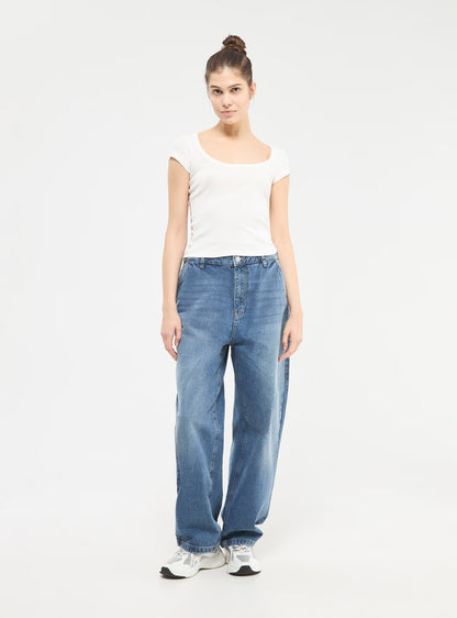 Light Wash Blue Straight-Leg High-Waisted Jeans