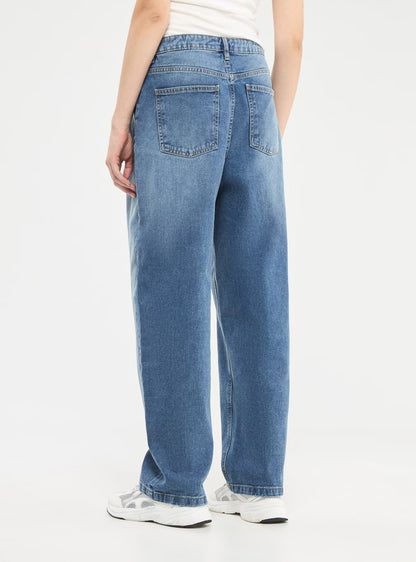 Light Wash Blue Straight-Leg High-Waisted Jeans