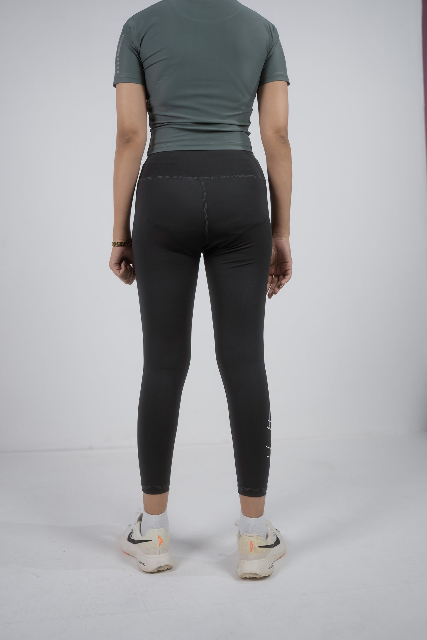 Grey High-Waist Workout Legging