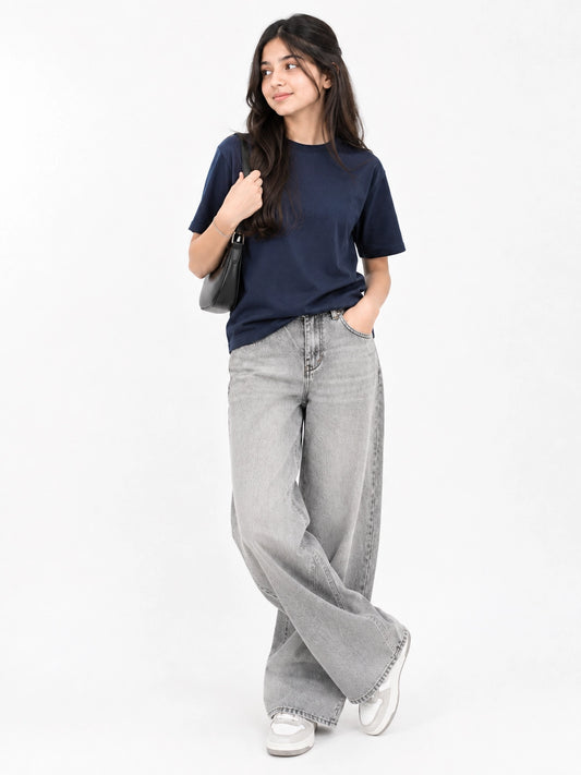 Wide-Leg Relaxed Fit Denim
